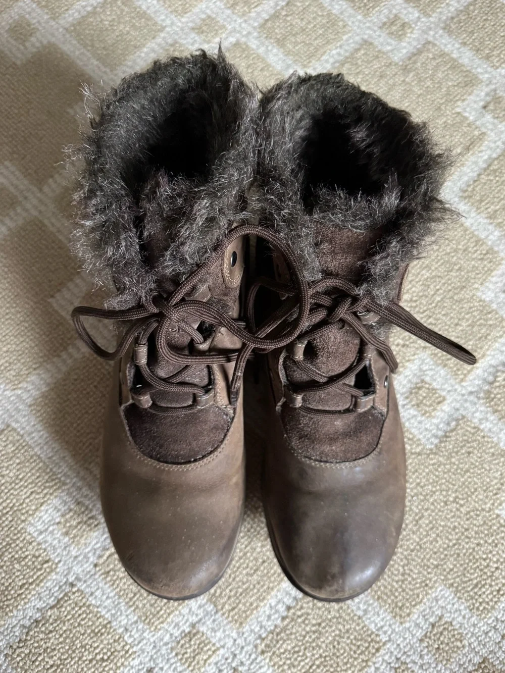 Dansko Candace Waterproof Winter Boots Brown Suede Vibram EU 40 (US 9.5-10)